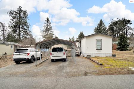 496010 W US Highway 95