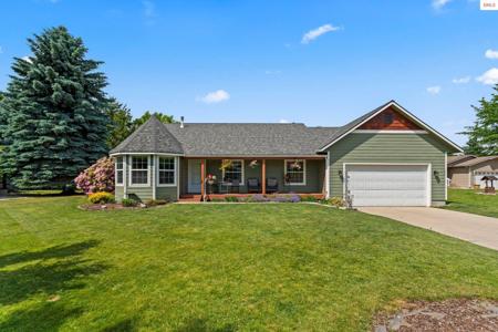 67 Spur Dr