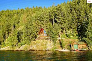 3165 Bottle Bay Rd