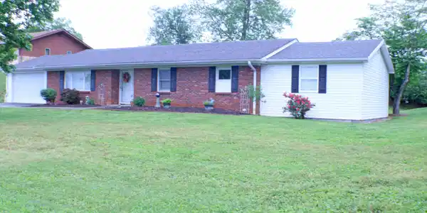 284 Lakeview Drive