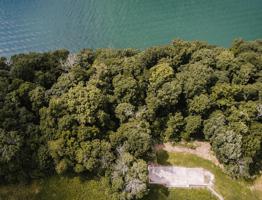 975 Log Haven Road