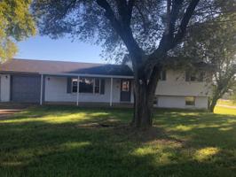 111 Midlane Avenue
