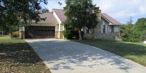 137 Lin Don Drive