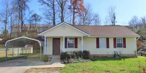 645 Sycamore Trail