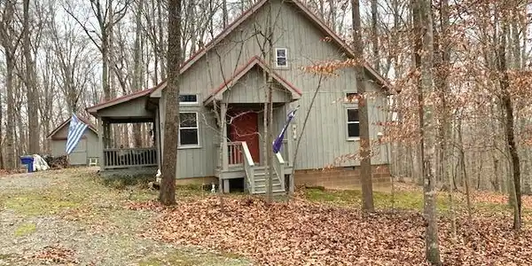 33 Oak Drive