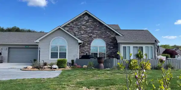 412 Deer Lake Place