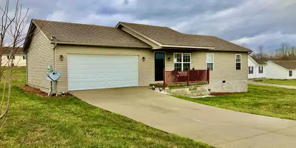 112 Sharon Acres Drive