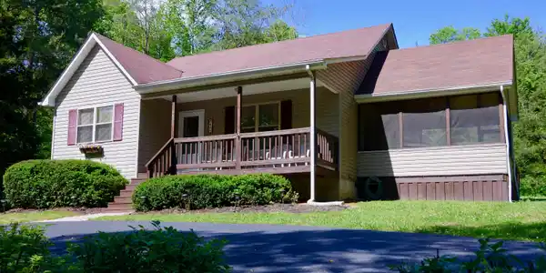 489 Sandy Trail