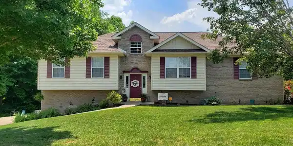 235 Pinnacle Pointe Drive