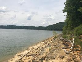 11 Waters Edge Drive