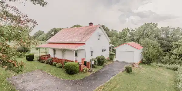 7955 Highway 1275