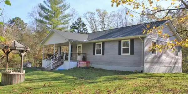 220 Rocky Top Drive