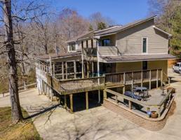 296 Beech Lane