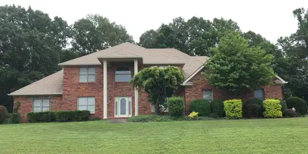 302 Horizon Hill Drive