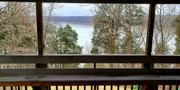 117 Lakeshore Drive