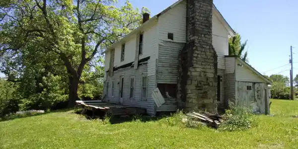 244 Twin Rivers Drive