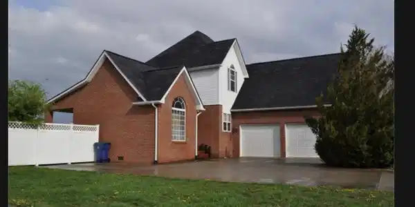 125 Knoll Court