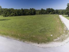 68 Hickory Point
