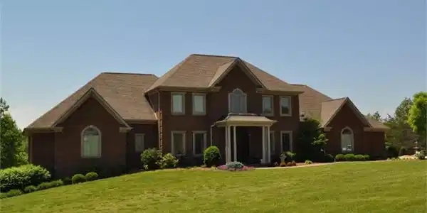 327 Lake Field Rd