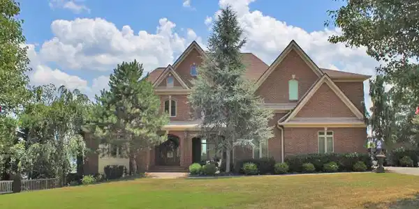 625 Waitsboro Dr