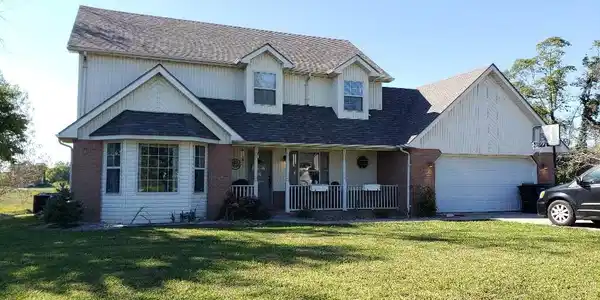 125 Clover Pointe Drive