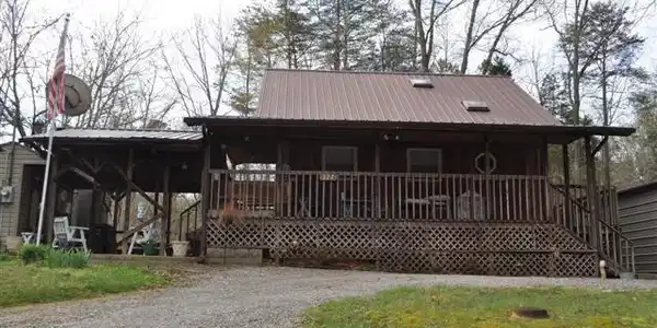327 Bird Lane