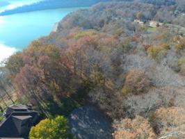 16 Lake Cliff Drive