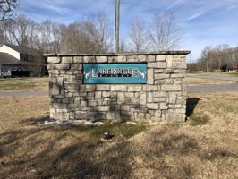 6 Lake Pointe Lane