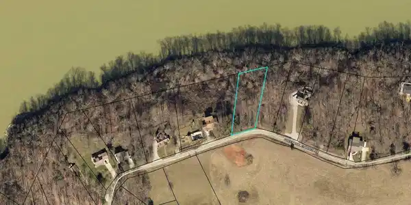 53 Green Hills Estates