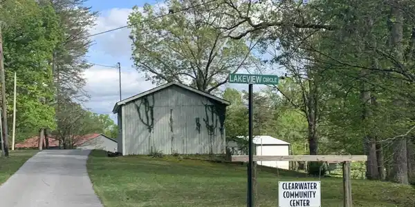 59 Lakeview Circle