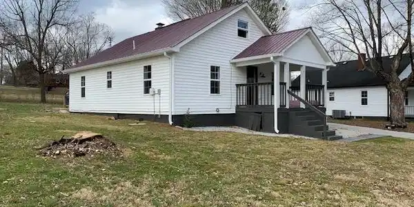 42 Maple Avenue