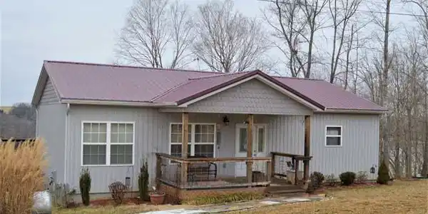 985 Log Haven Road