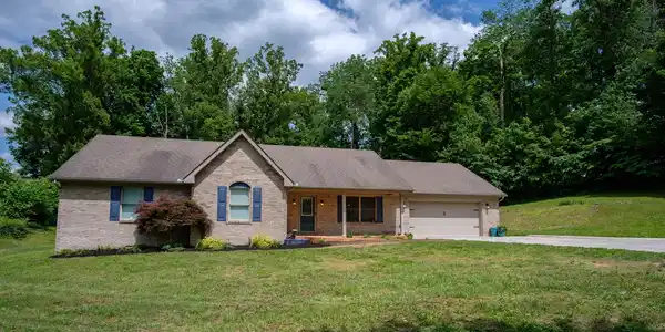 114 Twin Cove Drive