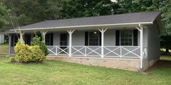15 Jennifer Drive