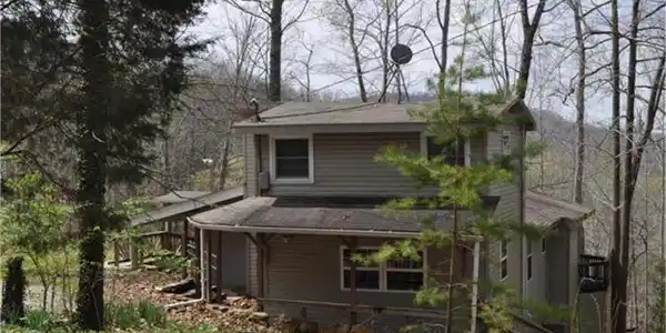 2805 Dixie Bend Road