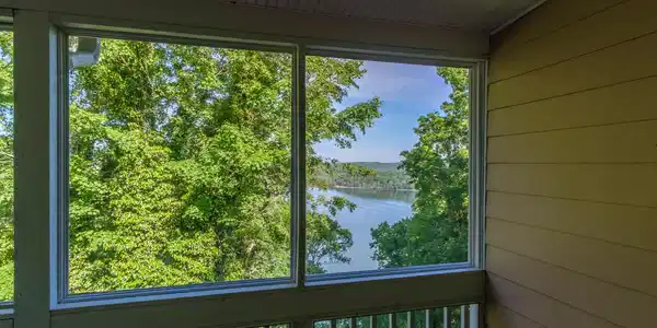130 Shoreline Drive