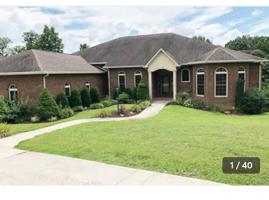 410 Lakepointe Drive