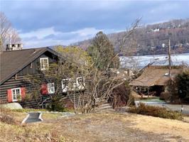 30 Meadow Way