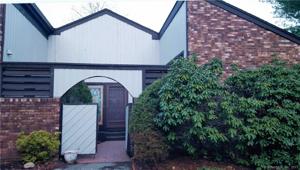 17 Hearthstone Drive
