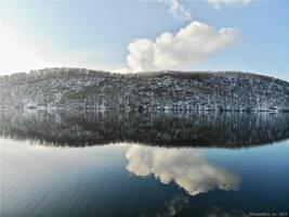 15 Waterview Drive