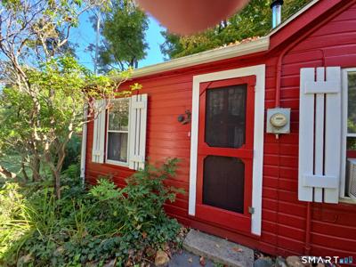 257 East Haddam Colchester Turnpike