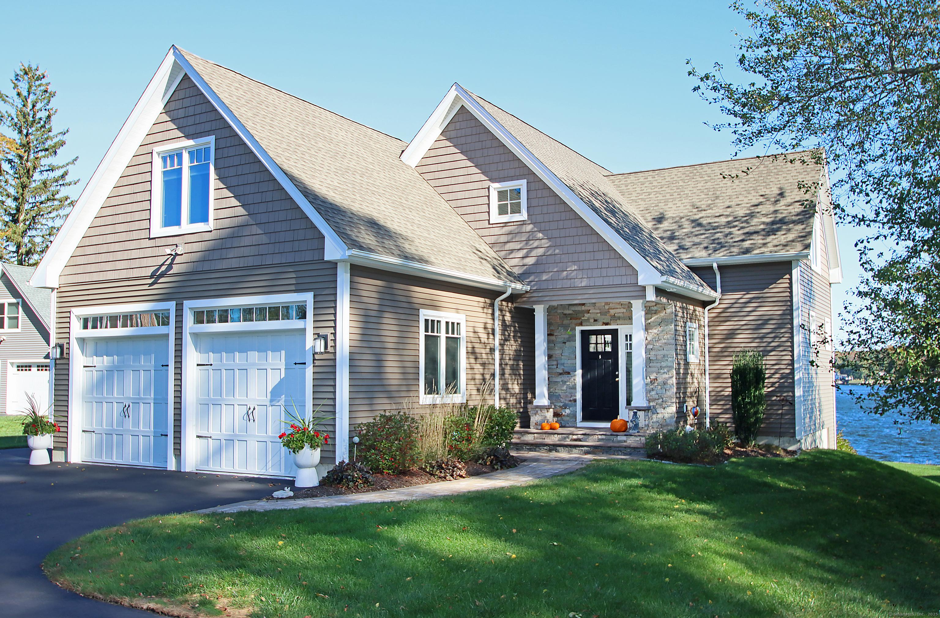 Image 2Front of House