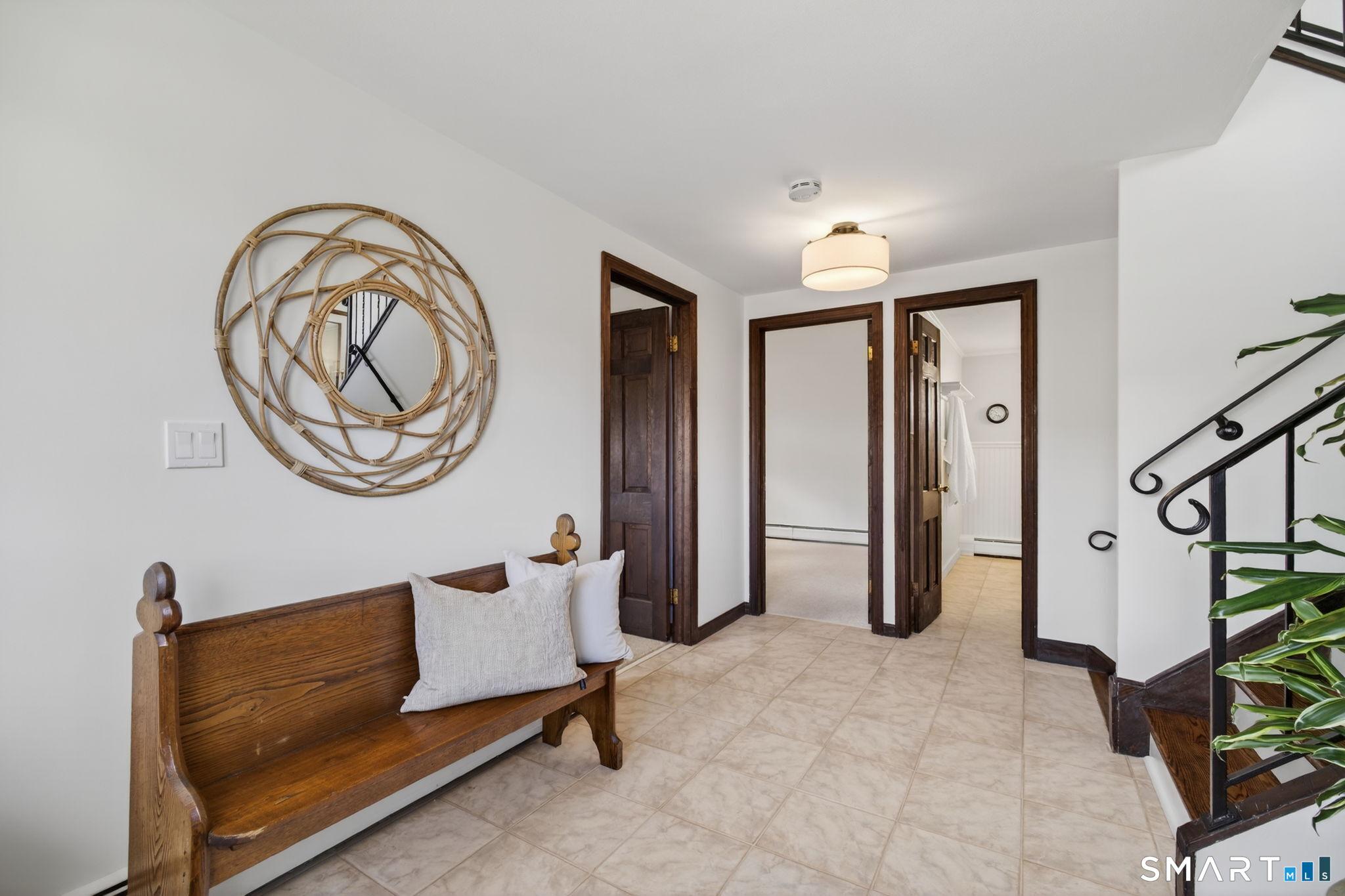 Image 4Entrance Foyer