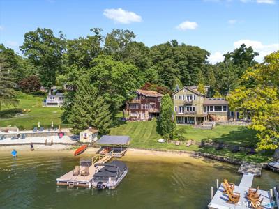 28 Lake Drive
