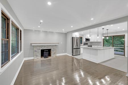 108 Riverside Road
