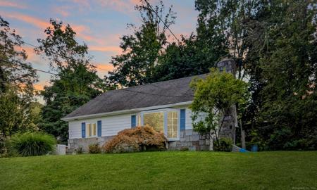 44 Boulevard Drive
