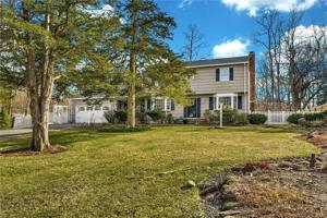 7 Warwick Drive