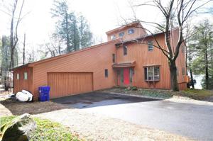 94 East Hyerdale Drive