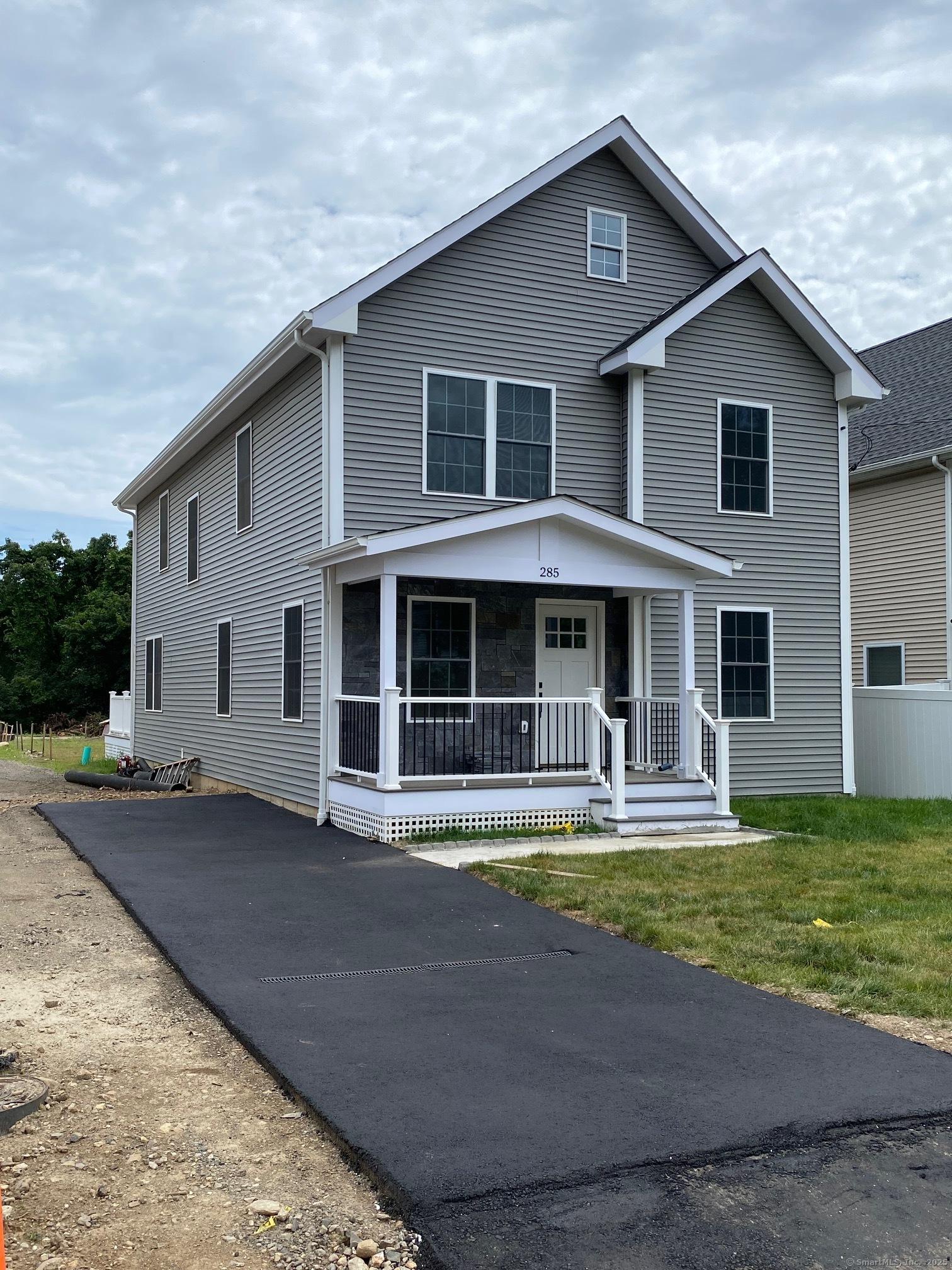 Image 1Front of House: NEW CONSTRUCION!!