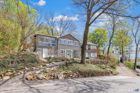 13 Longview Drive